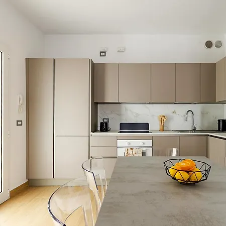 Luxury , Super Wifi - P R A T U R E C C I Group Riccione