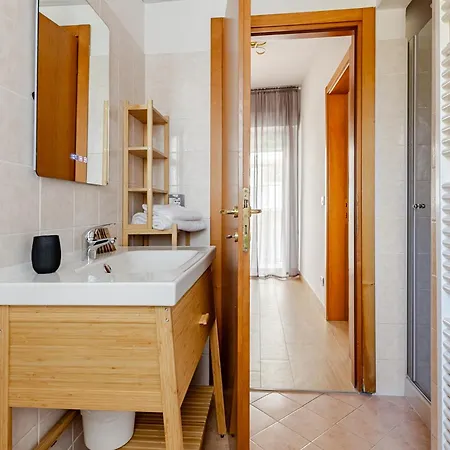 Appartamento Luxury , Super Wifi - P R A T U R E C C I Group Riccione