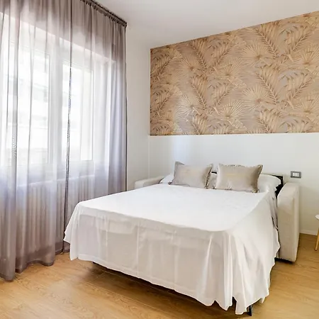 Luxury , Super Wifi - P R A T U R E C C I Group Appartamento
