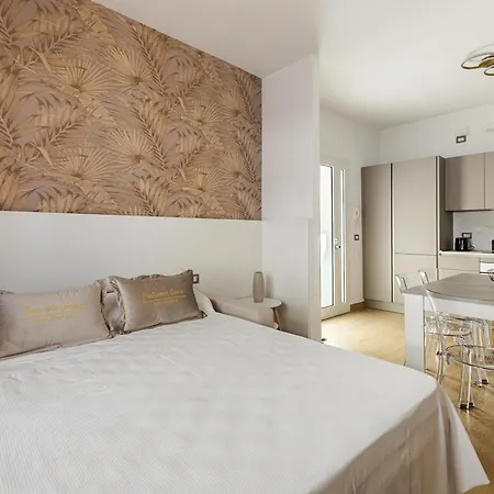 Luxury , Super Wifi - P R A T U R E C C I Group Riccione